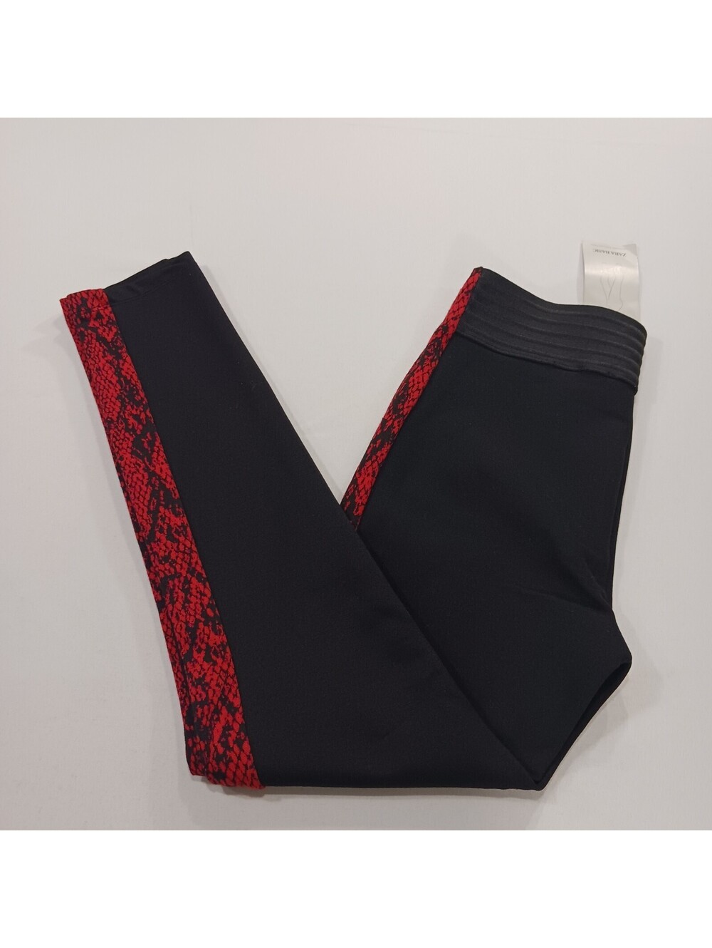 Zara Basic RN#77302 Women's Black/Red High Waisted Leggings Pants Size M (23×26)